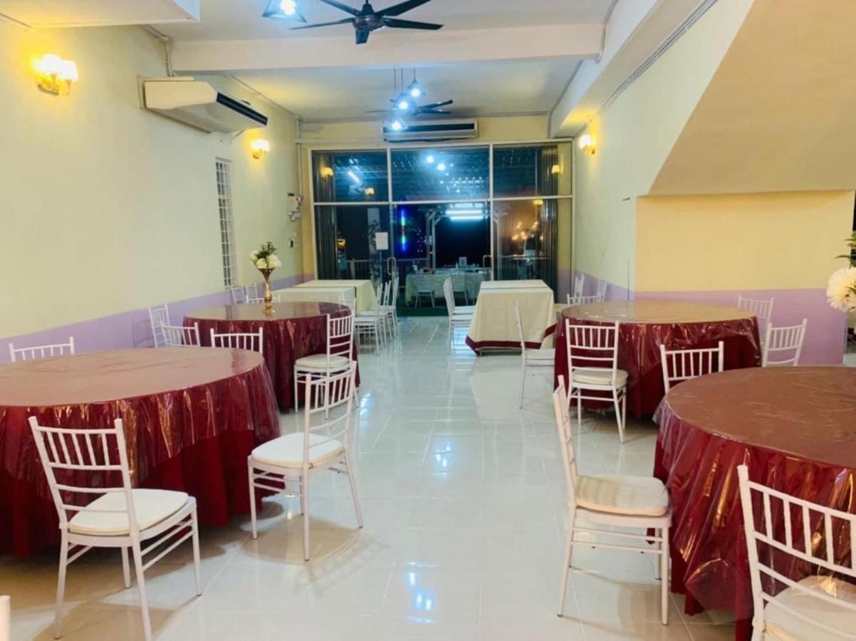 Oyo 90404 Hotel Z Dirgahayu 313 Pasir Mas Exteriör bild