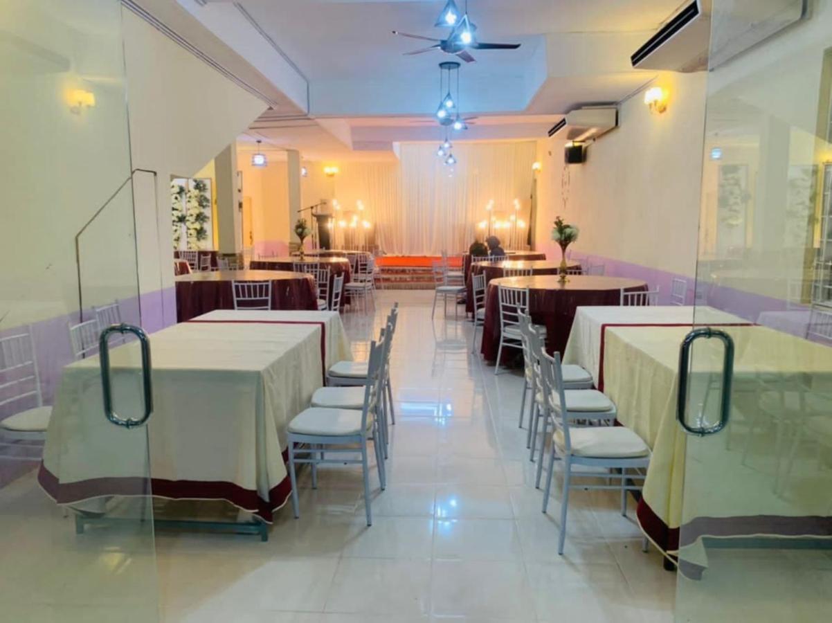 Oyo 90404 Hotel Z Dirgahayu 313 Pasir Mas Exteriör bild