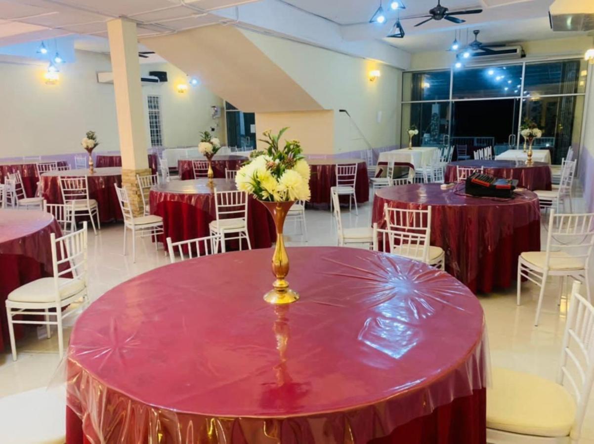 Oyo 90404 Hotel Z Dirgahayu 313 Pasir Mas Exteriör bild