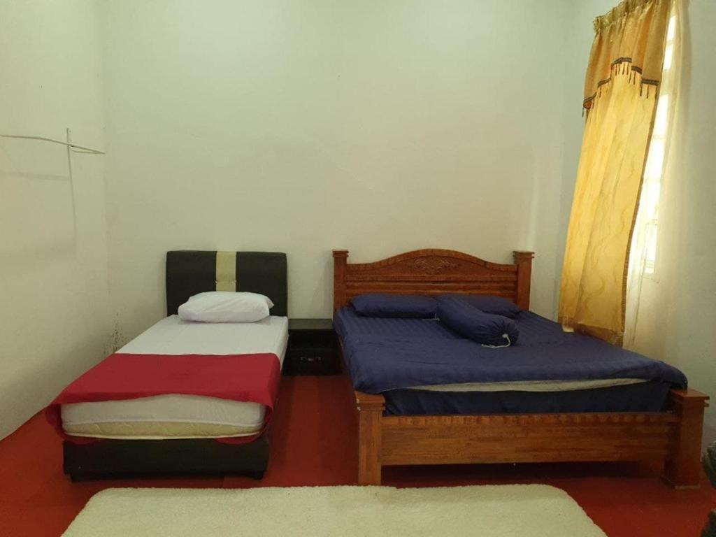 Oyo 90404 Hotel Z Dirgahayu 313 Pasir Mas Exteriör bild
