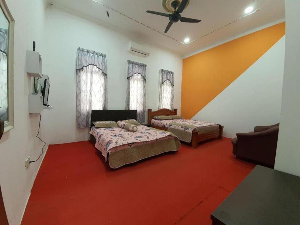 Oyo 90404 Hotel Z Dirgahayu 313 Pasir Mas Exteriör bild