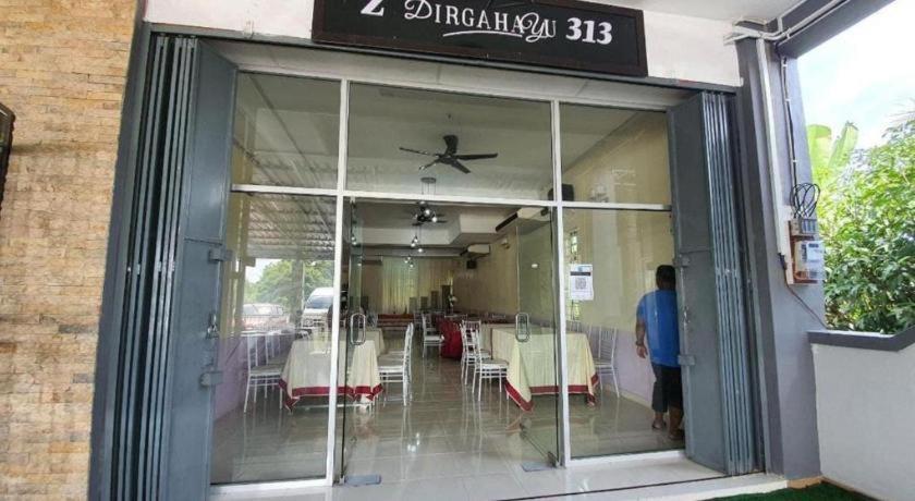 Oyo 90404 Hotel Z Dirgahayu 313 Pasir Mas Exteriör bild