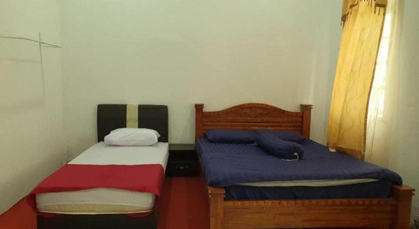Oyo 90404 Hotel Z Dirgahayu 313 Pasir Mas Exteriör bild